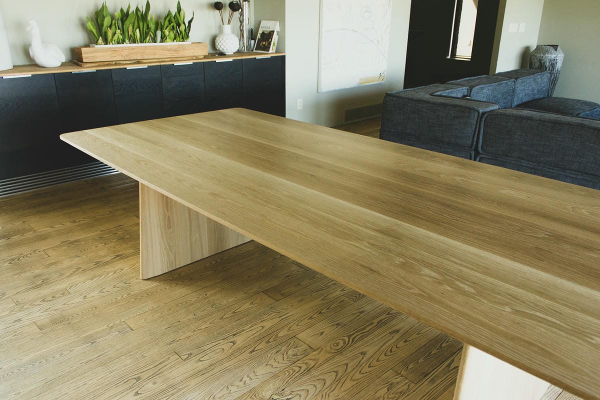 Lakeview Dining Table