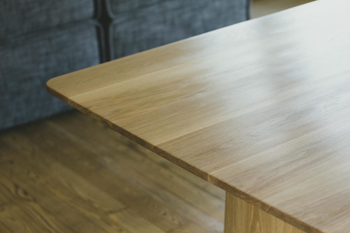 Lakeview Dining Table