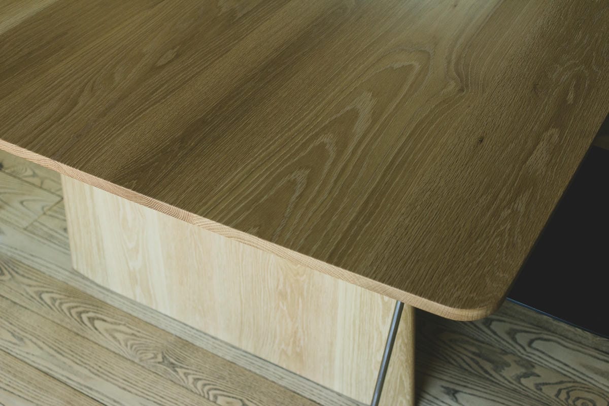 Lakeview Dining Table
