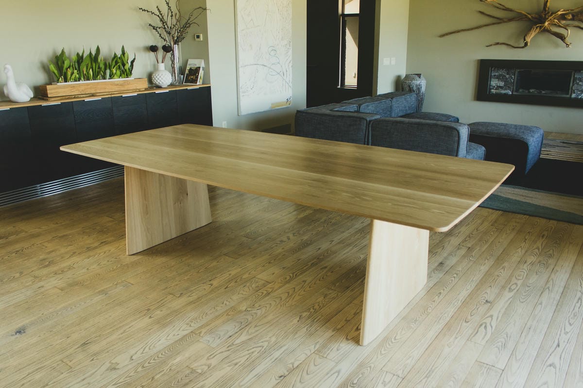 Lakeview Dining Table